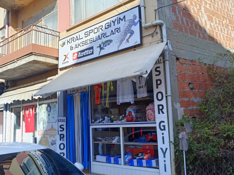 Armutlu Kral Spor Giyim